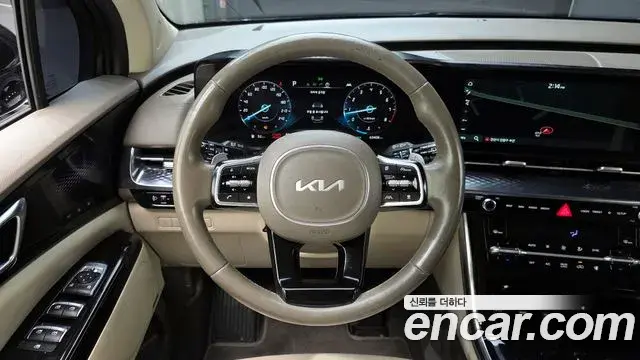 Kia Carnival 2022 — Фото 13/20