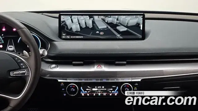 Genesis Electrified G80 2023 — Photo 13/20