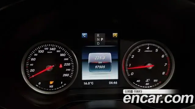 Mercedes-Benz C-Class 2018 — Şəkil 9/20