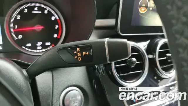 Mercedes-Benz C-Class 2018 — Şəkil 3/20