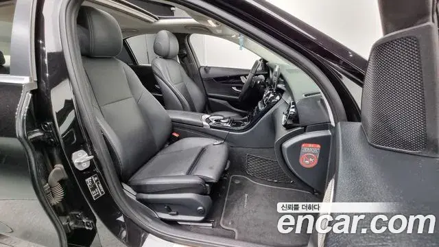 Mercedes-Benz C-Class 2018 — Şəkil 6/20