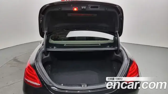 Mercedes-Benz C-Class 2018 — Şəkil 4/20