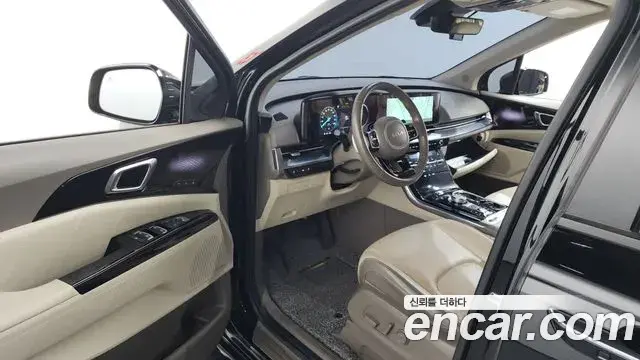 Kia Carnival 2022 — Photo 23/34