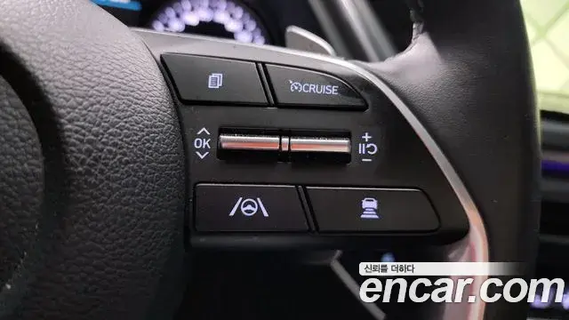 Hyundai Sonata Hybrid 2023 — Şəkil 17/36