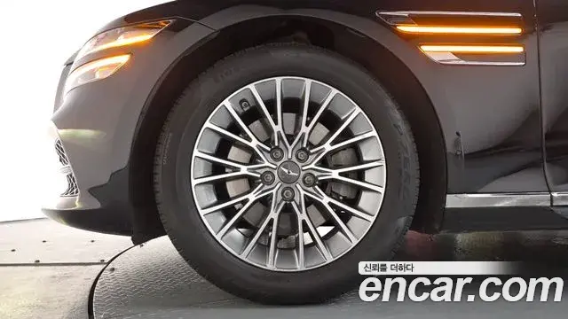 Genesis G80 2022 — ფოტო 20/32