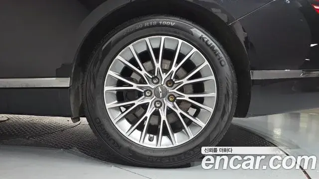 Genesis G80 2022 — ფოტო 11/32