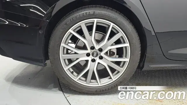 Audi A6 2023 — Şəkil 10/20