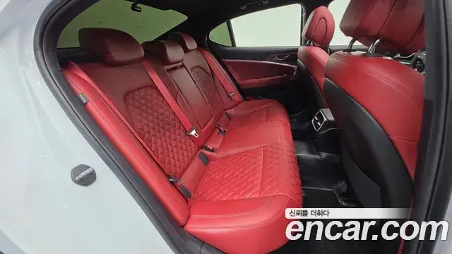 Genesis G70 2023 — ფოტო 2/33