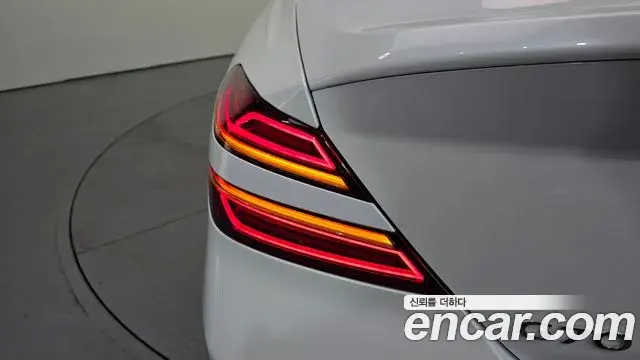 Genesis G70 2023 — ფოტო 14/33
