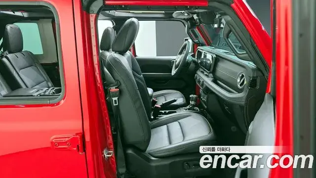 Jeep Wrangler 2024 — Şəkil 7/31