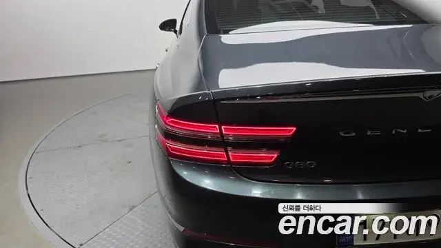 Genesis G80 2021 — Photo 35/40