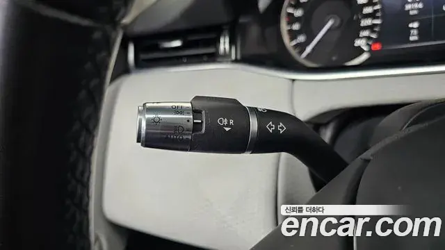 Land Rover Range Rover Evoque 2022 — Şəkil 13/35