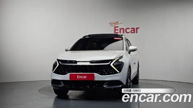 Kia Sportage 2022 — Фото 3/20
