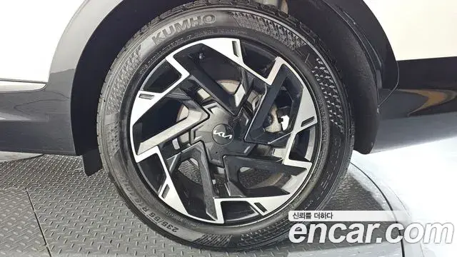 Kia Sportage 2022 — ფოტო 14/35