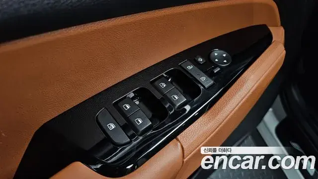 Kia Sportage 2022 — ფოტო 27/35