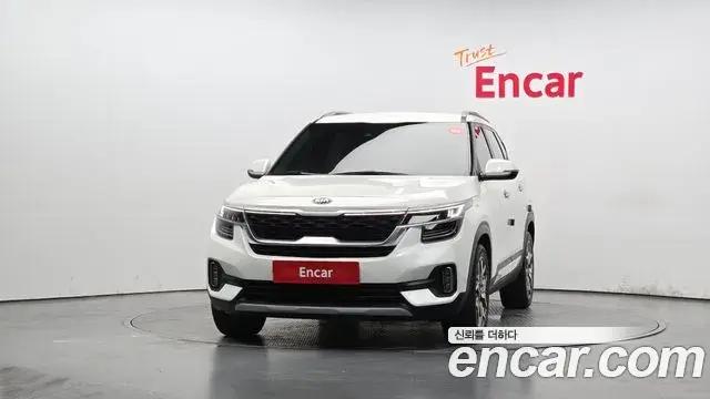 Kia Seltos 2020 — Фото 3/20