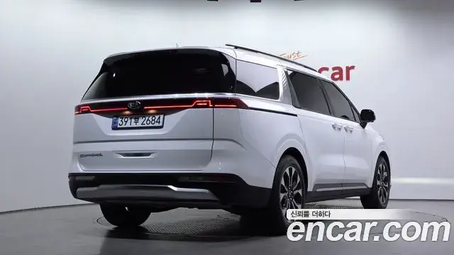 Kia Carnival 2020 — Photo 27/30