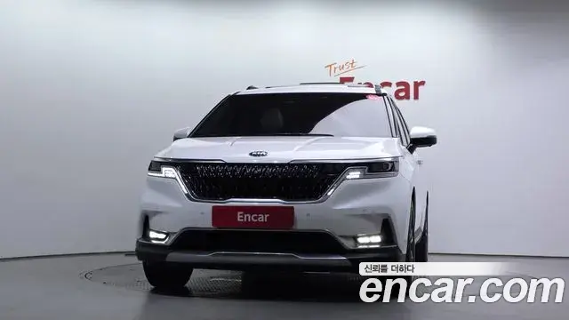 Kia Carnival 2020 — Photo 25/30
