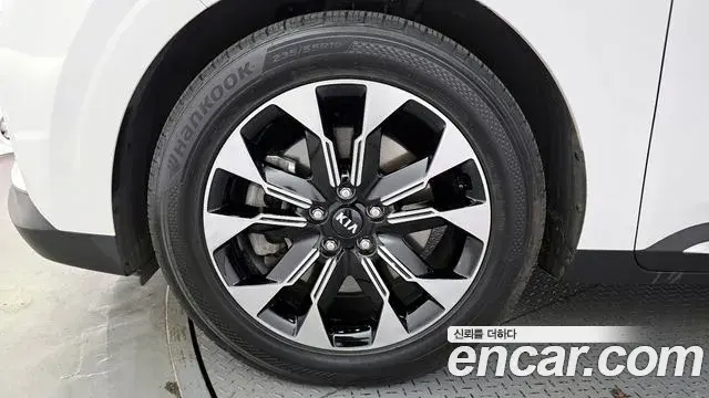 Kia Carnival 2020 — Photo 30/30