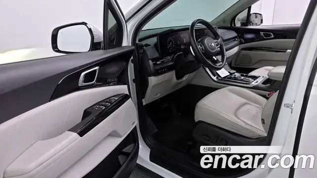 Kia Carnival 2020 — Photo 3/30