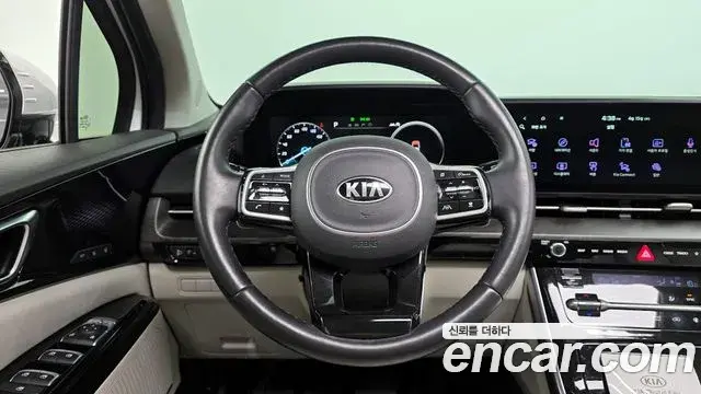 Kia Carnival 2020 — Photo 16/30