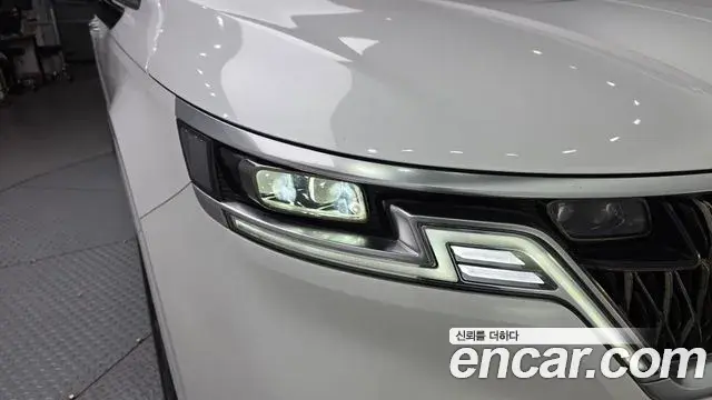 Kia Carnival 2020 — Photo 26/30