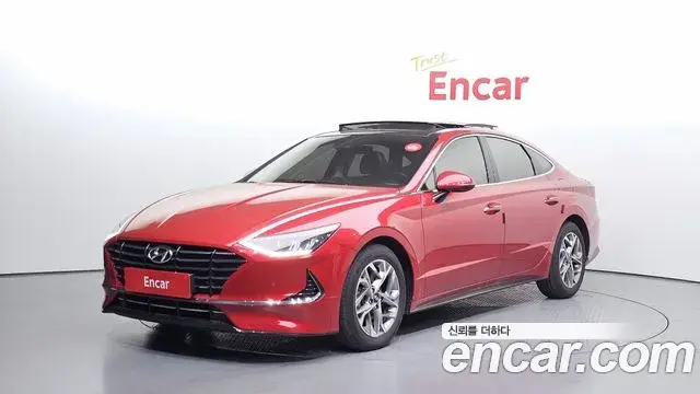 Hyundai Sonata 2019 — Фото 1/20