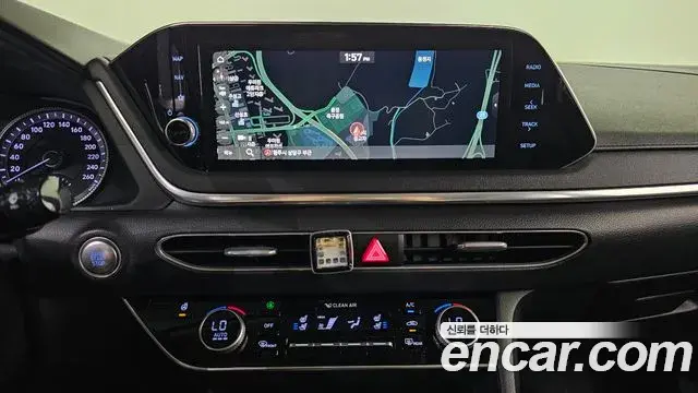 Hyundai Sonata 2019 — Фото 16/20