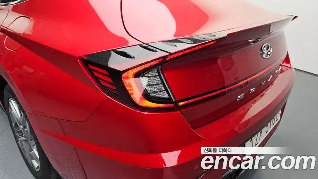 Hyundai Sonata Hybrid 2019 — ფოტო 20/30