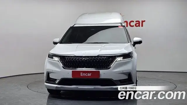 Kia Carnival 2022 — Фото 3/20