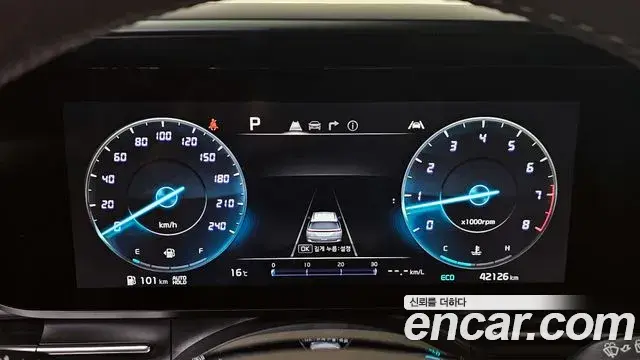 Kia Carnival 2022 — Фото 8/20