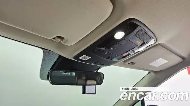 Kia Carnival 2022 — Фото 15/20