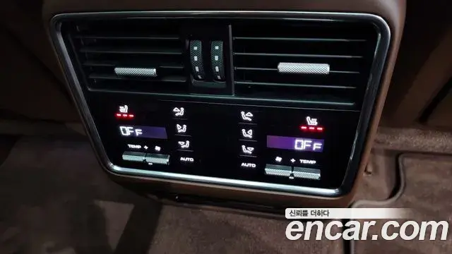 Porsche Cayenne 2023 — Şəkil 10/34
