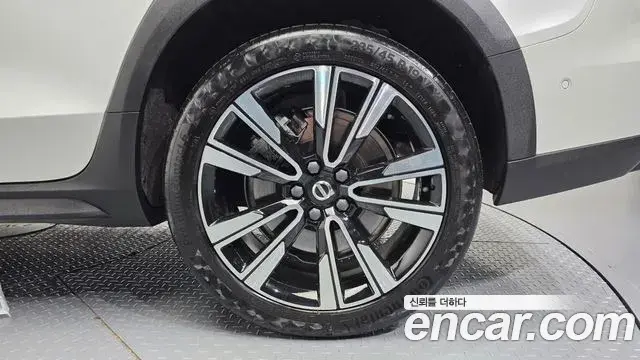 Volvo V60 Cross Country 2023 — Photo 15/36