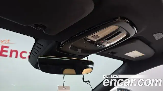 Volvo V60 Cross Country 2023 — Photo 21/36