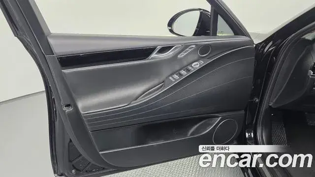 Genesis G80 2020 — Şəkil 28/32