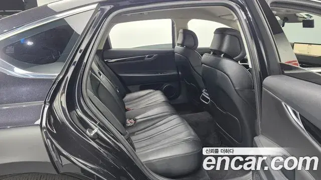 Genesis G80 2020 — Şəkil 19/32