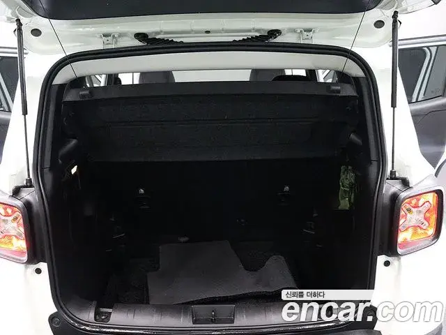 Jeep Renegade 2021 — Photo 15/20