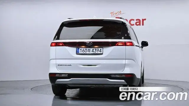 Kia Carnival 2020 — Фото 4/20