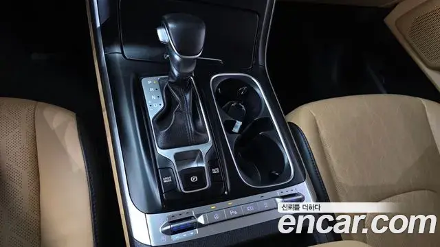 Kia Carnival 2020 — Фото 9/20