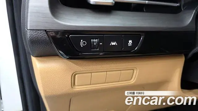 Kia Carnival 2020 — Фото 14/20