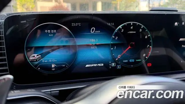 Mercedes-Benz GLE-Class 2023 — ფოტო 8/17