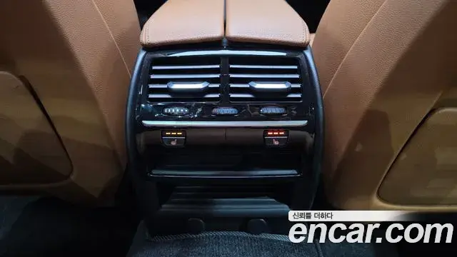 BMW 5 Series 2018 — ფოტო 5/20