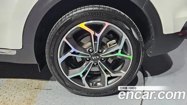 Kia Sportage The Bold 2020 — ფოტო 25/30