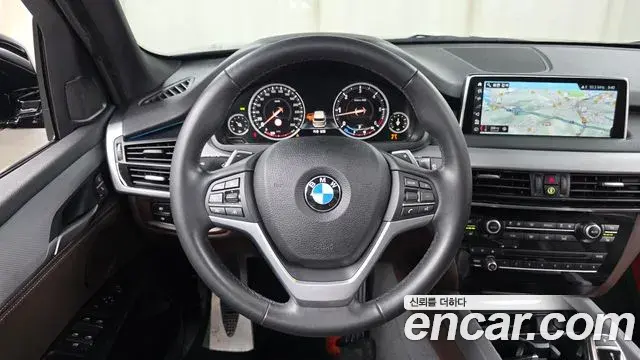 BMW X5 2018 — Фото 13/20