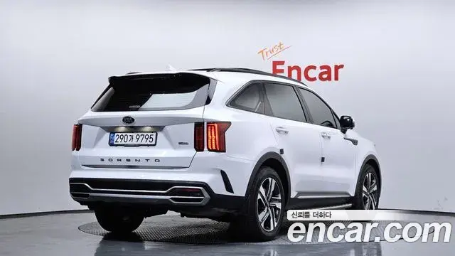 Kia Sorento 2021 — Фото 2/20