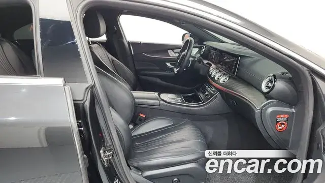 Mercedes-Benz CLS-Class 2022 — Фото 11/20