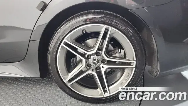 Mercedes-Benz CLS-Class 2022 — Photo 11/33