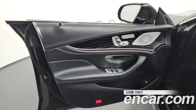 Mercedes-Benz CLS-Class 2022 — Photo 8/33