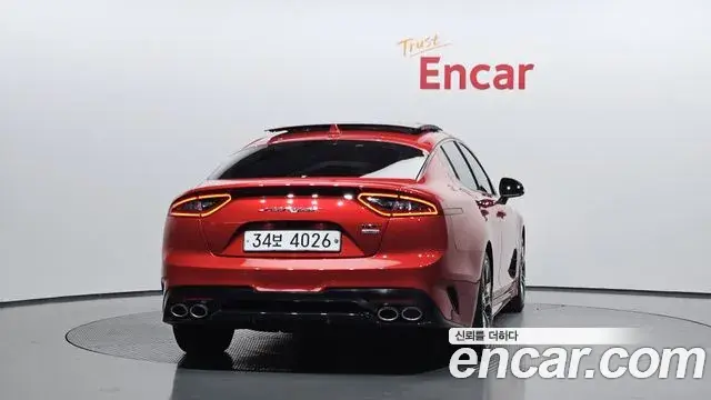 Kia Stinger 2019 — Фото 4/20